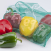 Umweltschonender Fregie mit Paprika - der wiederverwendbare Obst- und Gemüsebeutel